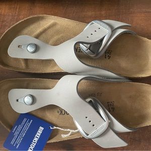 Birkenstock Women’s Gizeh Soft Footbed Sandalss